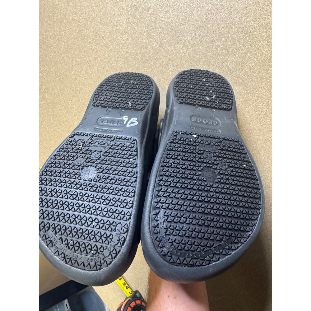 Crocs Bistro Clogs Black Slip Resistant Work Shoes Mens‎ 7 Womens 9 10075 - Picture 4 of 6
